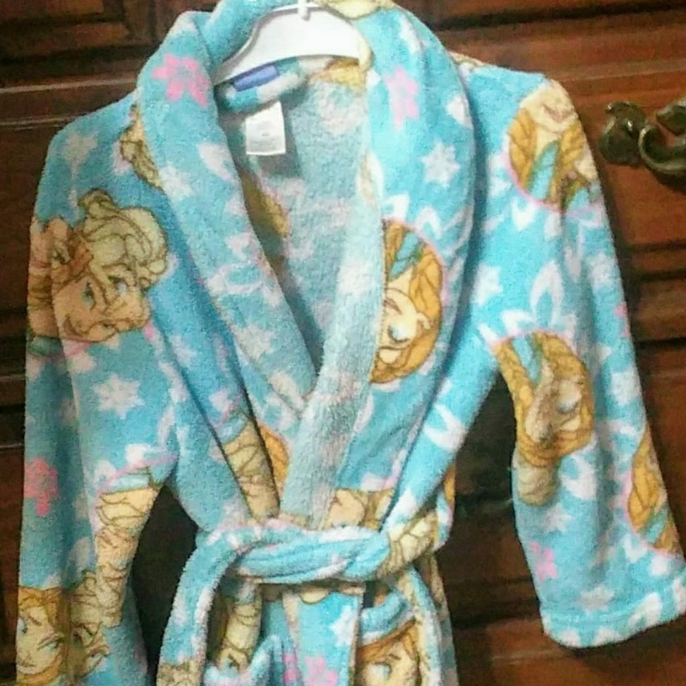 Frozen Robe